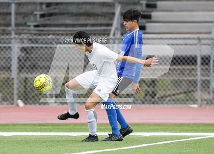 Thumbnail 3 in El Camino Real vs. Palisades (CIF LACS Playoffs) photogallery.