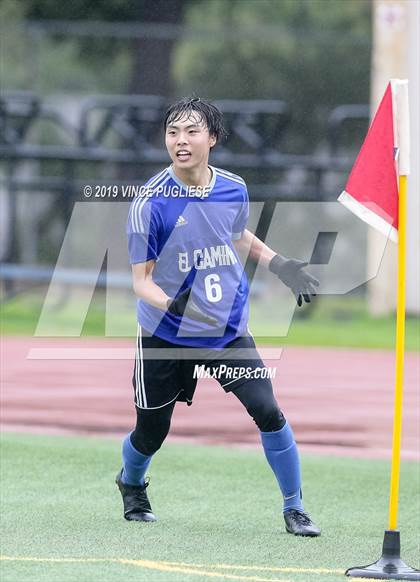 Thumbnail 1 in El Camino Real vs. Palisades (CIF LACS Playoffs) photogallery.