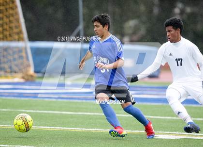 Thumbnail 1 in El Camino Real vs. Palisades (CIF LACS Playoffs) photogallery.
