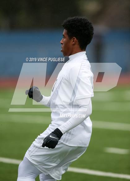 Thumbnail 3 in El Camino Real vs. Palisades (CIF LACS Playoffs) photogallery.