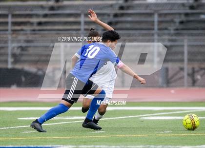 Thumbnail 2 in El Camino Real vs. Palisades (CIF LACS Playoffs) photogallery.