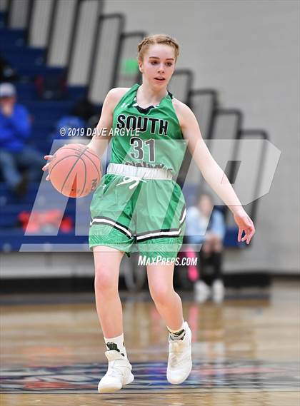 Thumbnail 1 in Richfield vs. South Summit (UHSAA 3A Inter-Region) photogallery.