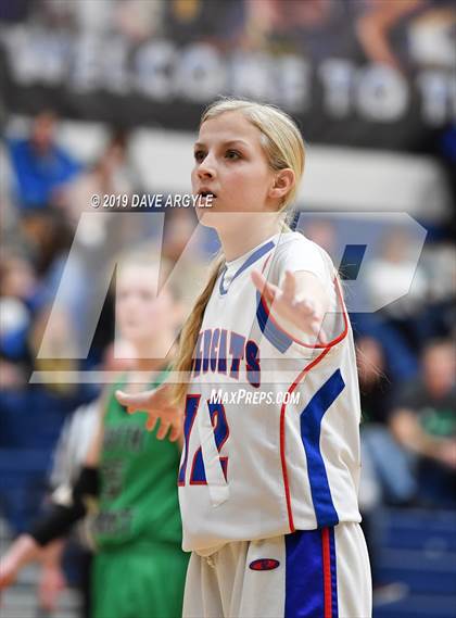 Thumbnail 2 in Richfield vs. South Summit (UHSAA 3A Inter-Region) photogallery.