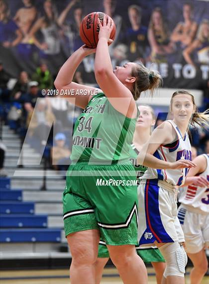 Thumbnail 2 in Richfield vs. South Summit (UHSAA 3A Inter-Region) photogallery.