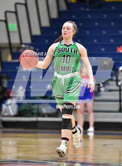 Thumbnail 3 in Richfield vs. South Summit (UHSAA 3A Inter-Region) photogallery.