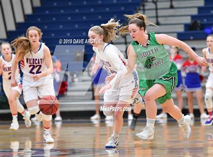 Thumbnail 1 in Richfield vs. South Summit (UHSAA 3A Inter-Region) photogallery.