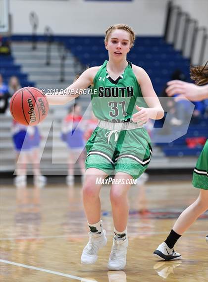Thumbnail 2 in Richfield vs. South Summit (UHSAA 3A Inter-Region) photogallery.