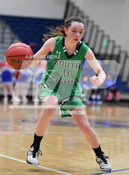 Thumbnail 2 in Richfield vs. South Summit (UHSAA 3A Inter-Region) photogallery.