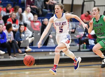 Thumbnail 1 in Richfield vs. South Summit (UHSAA 3A Inter-Region) photogallery.
