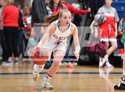 Thumbnail 2 in Richfield vs. South Summit (UHSAA 3A Inter-Region) photogallery.