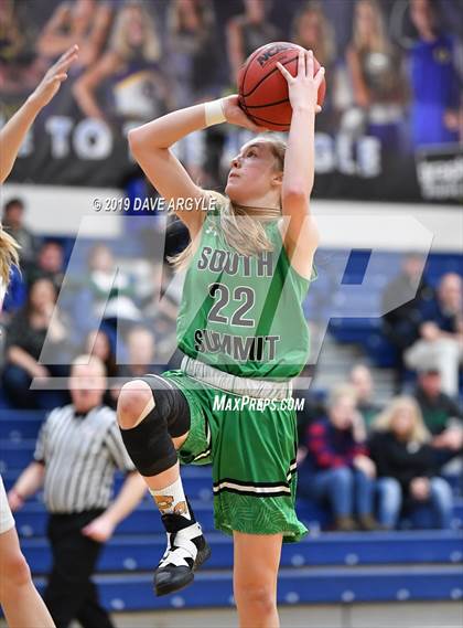 Thumbnail 3 in Richfield vs. South Summit (UHSAA 3A Inter-Region) photogallery.