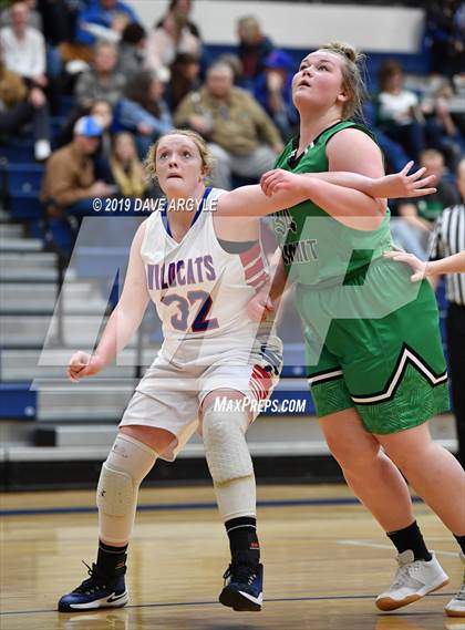 Thumbnail 3 in Richfield vs. South Summit (UHSAA 3A Inter-Region) photogallery.