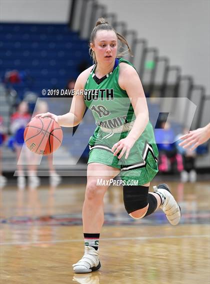Thumbnail 3 in Richfield vs. South Summit (UHSAA 3A Inter-Region) photogallery.