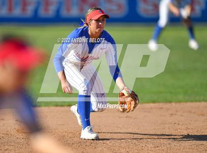 Thumbnail 1 in Los Alamitos vs. Granada Hills Charter photogallery.