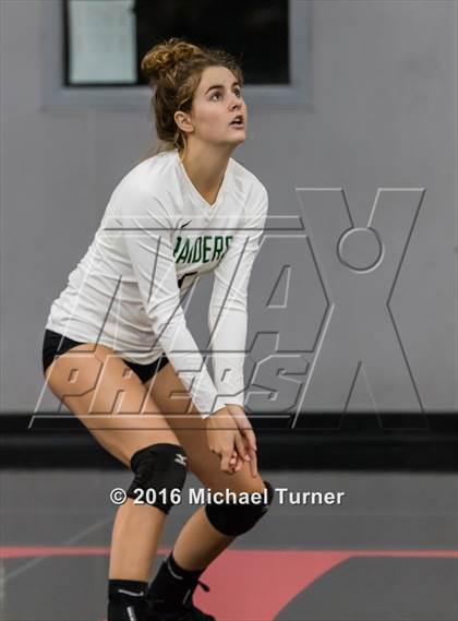 Thumbnail 2 in Pleasant Valley vs. Rio Americano photogallery.
