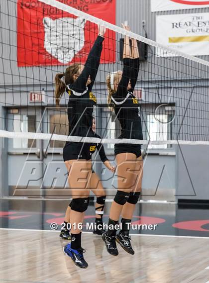 Thumbnail 3 in Pleasant Valley vs. Rio Americano photogallery.