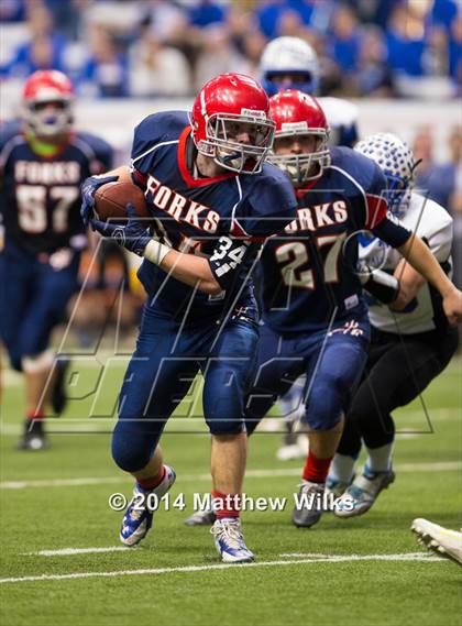 Thumbnail 3 in Hoosick Falls vs. Chenango Forks (NYSPHSAA Class C Final) photogallery.