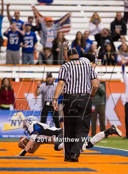 Thumbnail 3 in Hoosick Falls vs. Chenango Forks (NYSPHSAA Class C Final) photogallery.