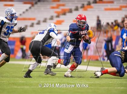 Thumbnail 1 in Hoosick Falls vs. Chenango Forks (NYSPHSAA Class C Final) photogallery.