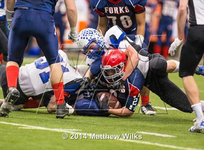 Thumbnail 2 in Hoosick Falls vs. Chenango Forks (NYSPHSAA Class C Final) photogallery.