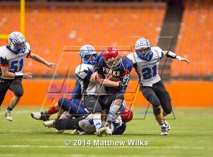 Thumbnail 1 in Hoosick Falls vs. Chenango Forks (NYSPHSAA Class C Final) photogallery.