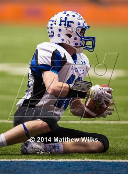 Thumbnail 2 in Hoosick Falls vs. Chenango Forks (NYSPHSAA Class C Final) photogallery.