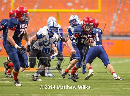 Thumbnail 1 in Hoosick Falls vs. Chenango Forks (NYSPHSAA Class C Final) photogallery.