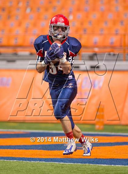 Thumbnail 1 in Hoosick Falls vs. Chenango Forks (NYSPHSAA Class C Final) photogallery.