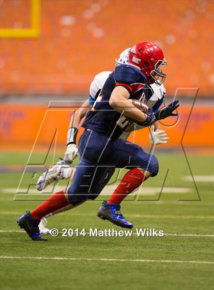 Thumbnail 2 in Hoosick Falls vs. Chenango Forks (NYSPHSAA Class C Final) photogallery.
