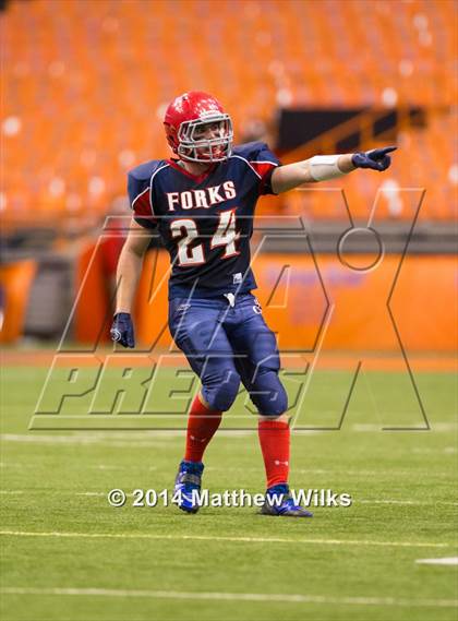 Thumbnail 1 in Hoosick Falls vs. Chenango Forks (NYSPHSAA Class C Final) photogallery.