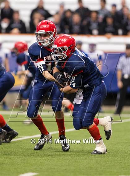 Thumbnail 2 in Hoosick Falls vs. Chenango Forks (NYSPHSAA Class C Final) photogallery.