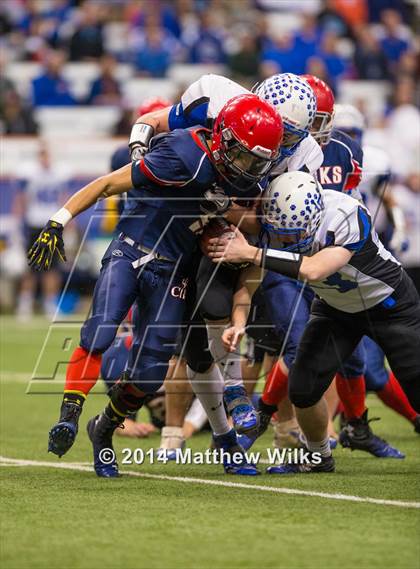 Thumbnail 1 in Hoosick Falls vs. Chenango Forks (NYSPHSAA Class C Final) photogallery.