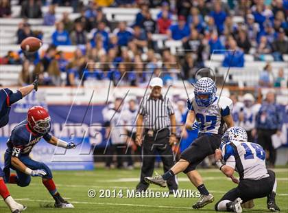 Thumbnail 1 in Hoosick Falls vs. Chenango Forks (NYSPHSAA Class C Final) photogallery.