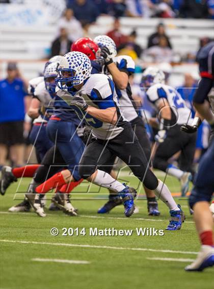 Thumbnail 2 in Hoosick Falls vs. Chenango Forks (NYSPHSAA Class C Final) photogallery.