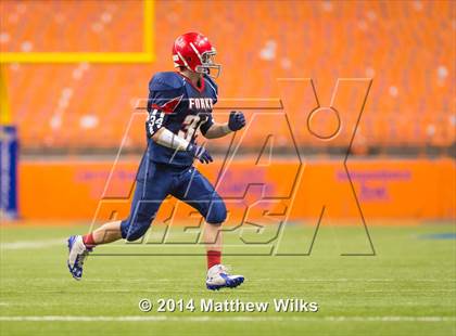 Thumbnail 1 in Hoosick Falls vs. Chenango Forks (NYSPHSAA Class C Final) photogallery.