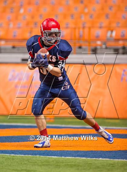 Thumbnail 2 in Hoosick Falls vs. Chenango Forks (NYSPHSAA Class C Final) photogallery.