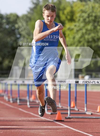 Thumbnail 1 in Delta League Championships Trials photogallery.