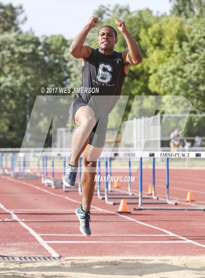 Thumbnail 2 in Delta League Championships Trials photogallery.