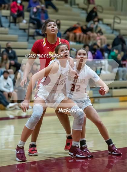 Thumbnail 2 in Cathedral Catholic @ Mission Hills photogallery.