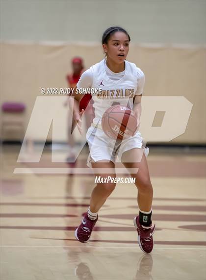 Thumbnail 2 in Cathedral Catholic @ Mission Hills photogallery.