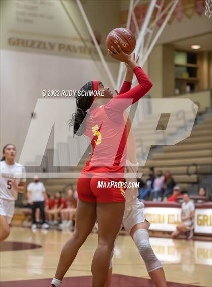 Thumbnail 3 in Cathedral Catholic @ Mission Hills photogallery.