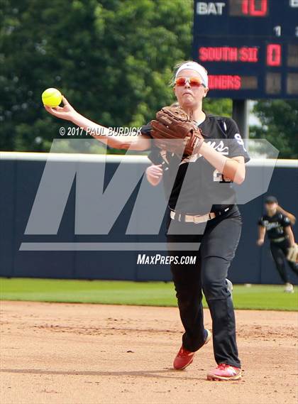 Thumbnail 1 in South Side vs. Minersville (PIAA 2A Final) photogallery.