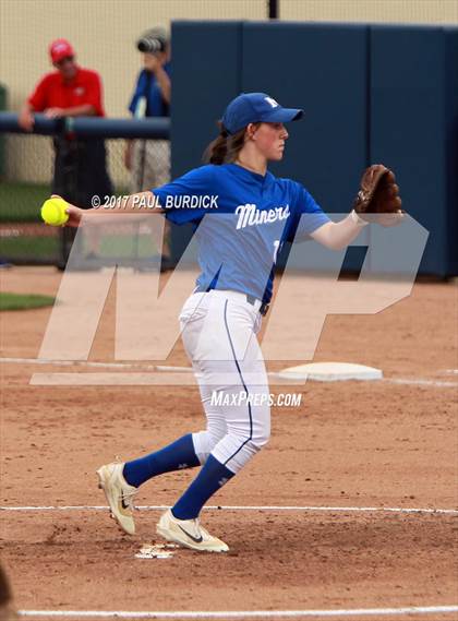 Thumbnail 2 in South Side vs. Minersville (PIAA 2A Final) photogallery.