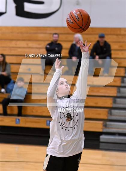 Thumbnail 2 in Fall River @ Red Bluff (Lady Hornet Classic) photogallery.
