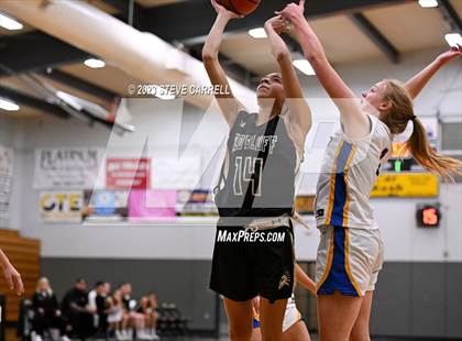 Thumbnail 2 in Fall River @ Red Bluff (Lady Hornet Classic) photogallery.