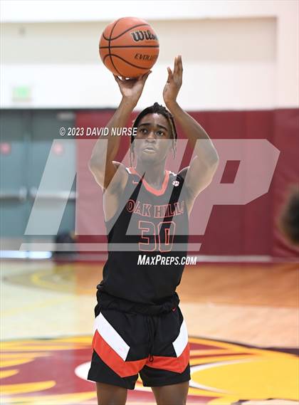 Thumbnail 2 in Oak Hills vs. Valencia photogallery.