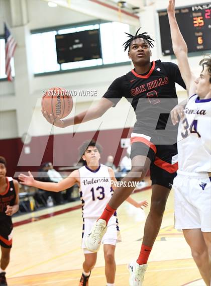 Thumbnail 3 in Oak Hills vs. Valencia photogallery.