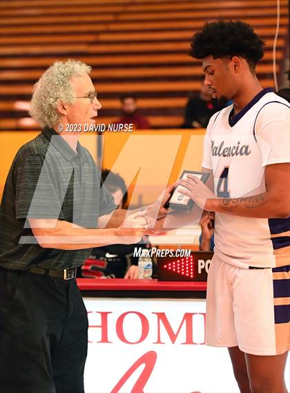 Thumbnail 1 in Oak Hills vs. Valencia photogallery.