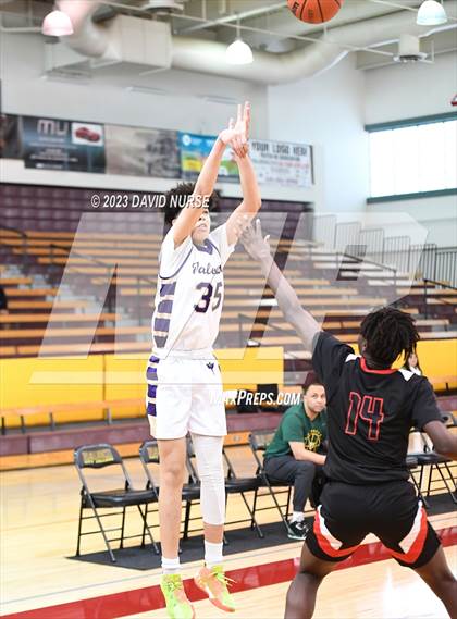 Thumbnail 1 in Oak Hills vs. Valencia photogallery.