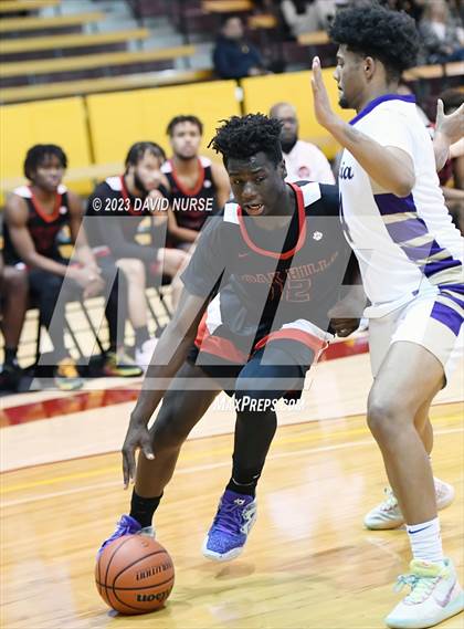 Thumbnail 3 in Oak Hills vs. Valencia photogallery.